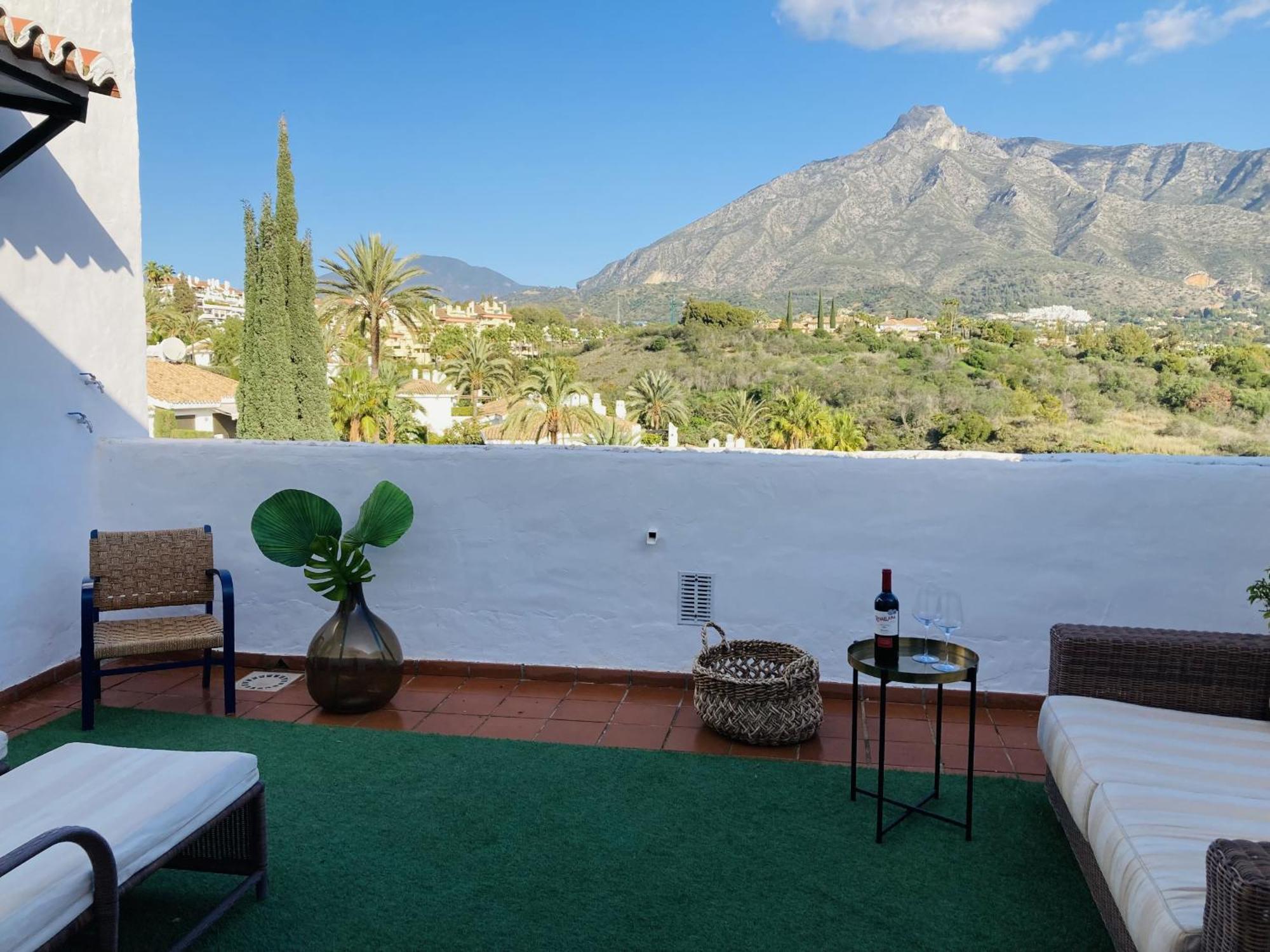 Las Lomas - Pool, Terrace & View Marbella Exterior foto